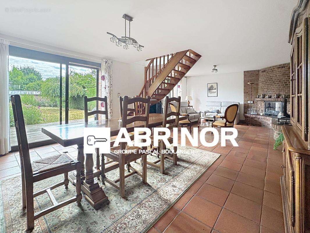 Maison individuelle - 3 chambres + bureau-mezzanine-cave-jardin-garage - photo 8