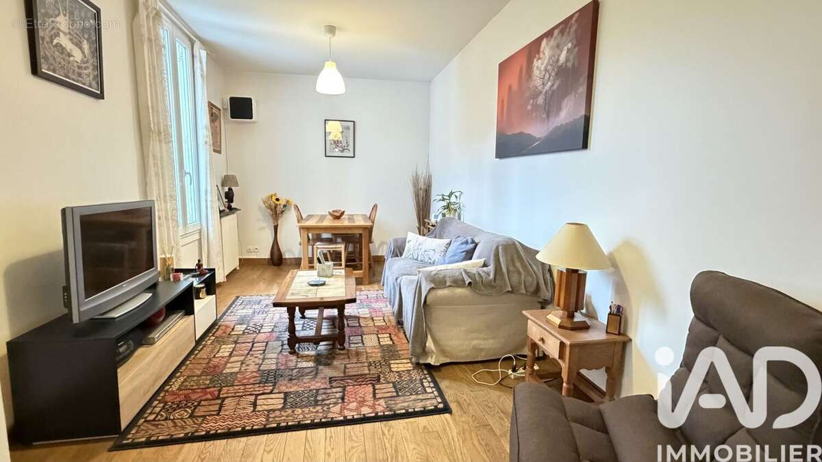 Photo 2 - Maison à VILLIERS-SUR-MARNE