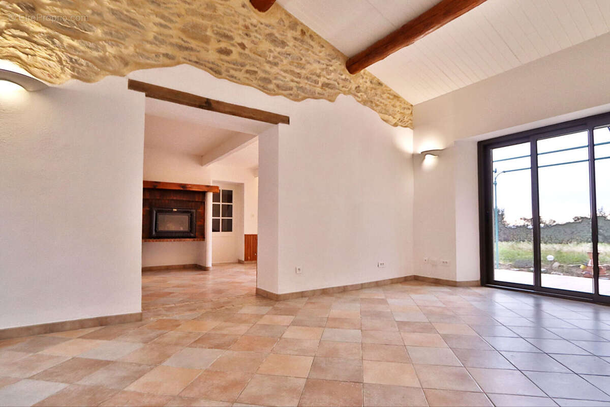 Maison à LAURE-MINERVOIS
