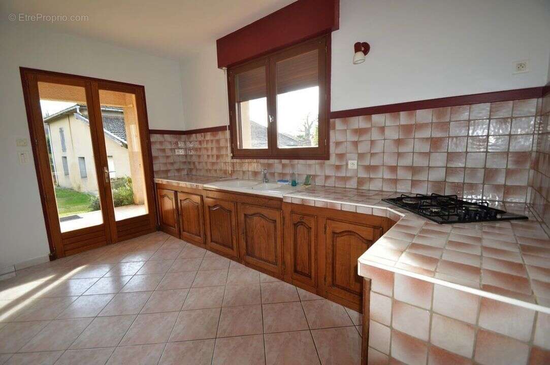 #maison #gers #garage #dépendance #manciet  - Maison à MANCIET