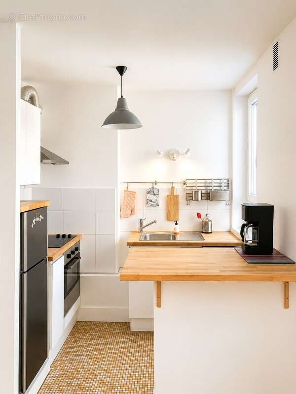 - 92100 boulogne billancourt - metro marcel sembat - studio en parfait etat - balcon - 2eme etage avec ascenseur - cave - - photo 4