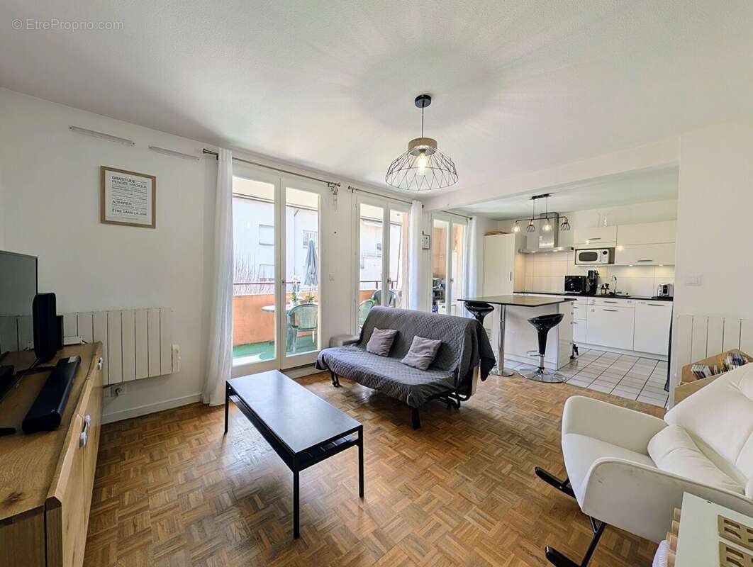 Appartement à AIX-LES-BAINS