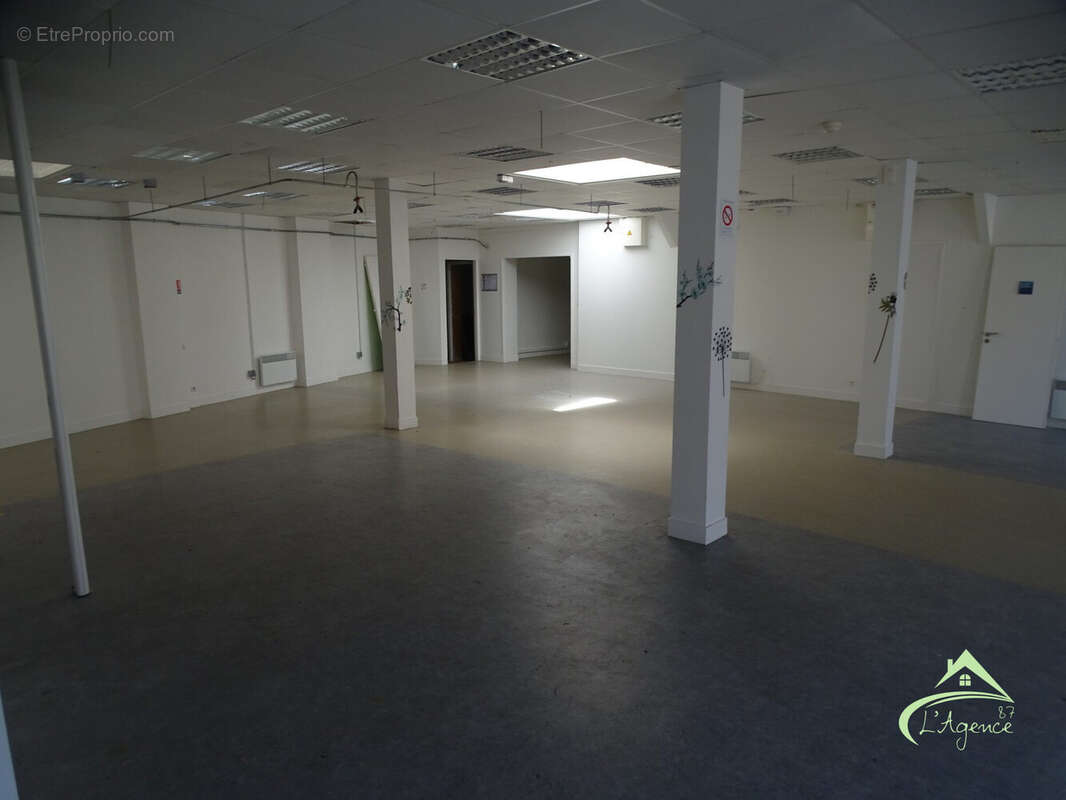 Commerce à SAINT-JUNIEN