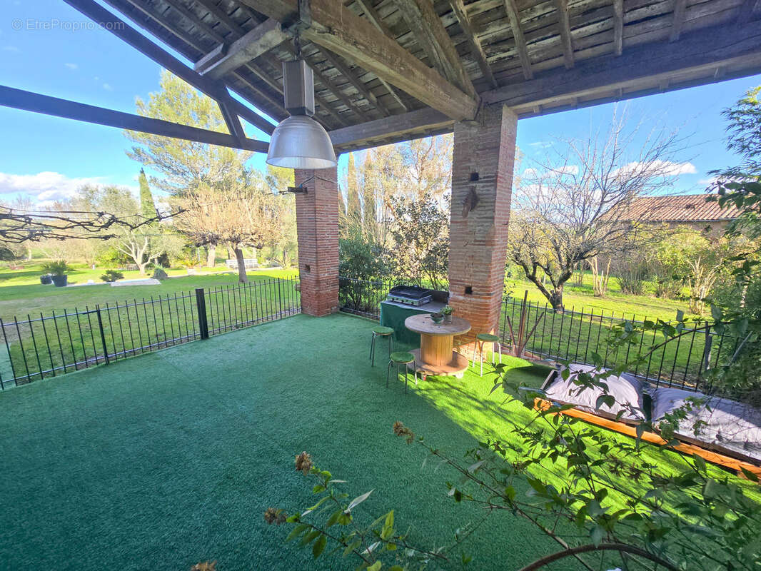 BOURG SAINT BERNARD, Maison atypique de 195 m2 à vendre. - photo 7