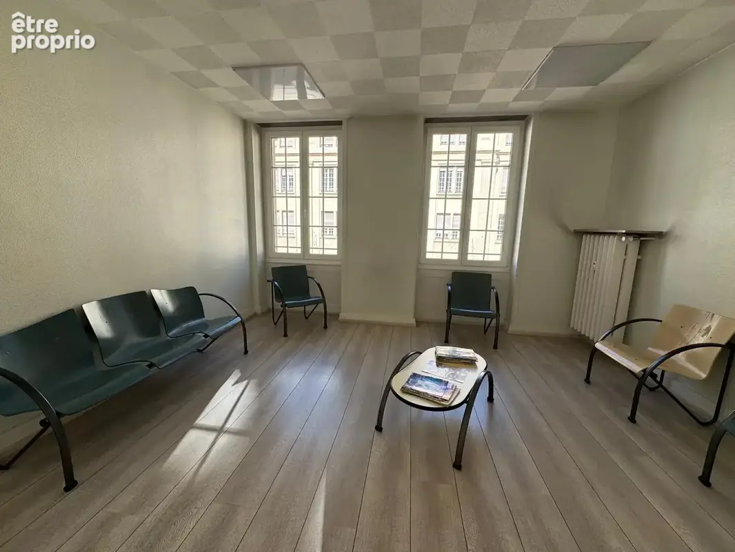 À VENDRE   Locaux professionnels de 196,69 m2 avec ascenseur, situé en plein coeur du centre-ville de Strasbou - photo 7