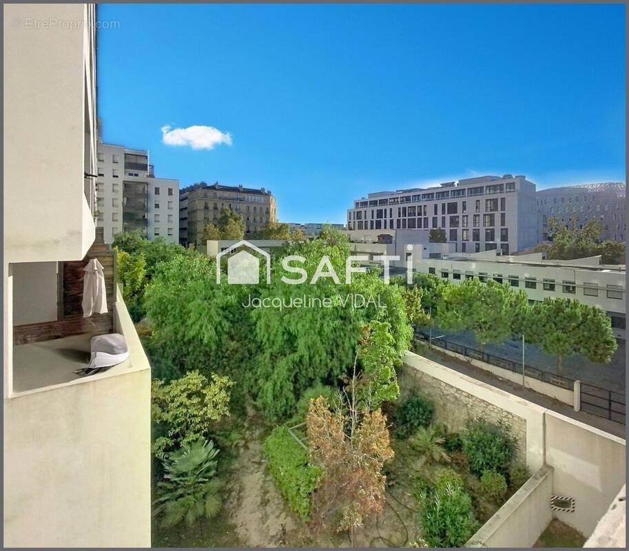 Photo 1 - Appartement à MARSEILLE-2E