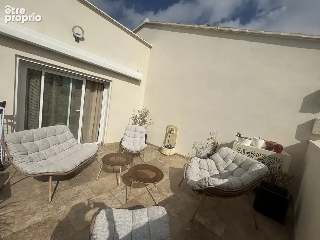 Maison à BELLEGARDE