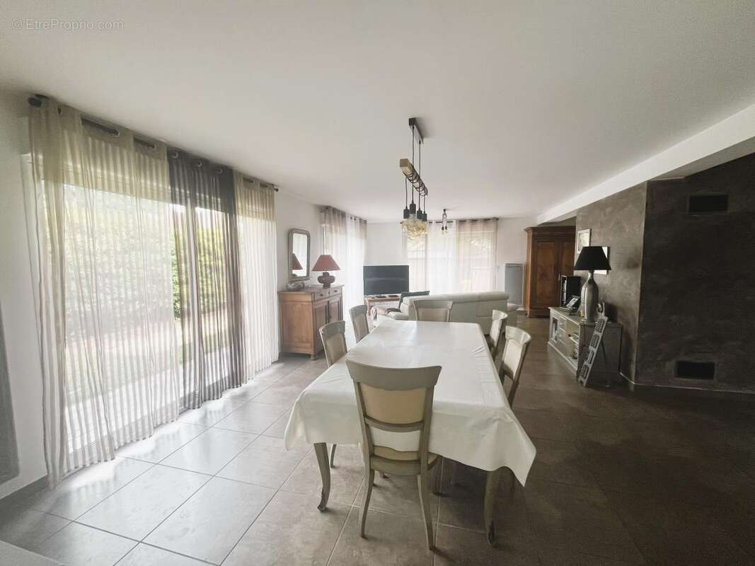 Maison à CERNAY-LES-REIMS