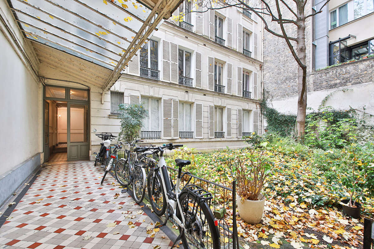 Appartement à PARIS-5E