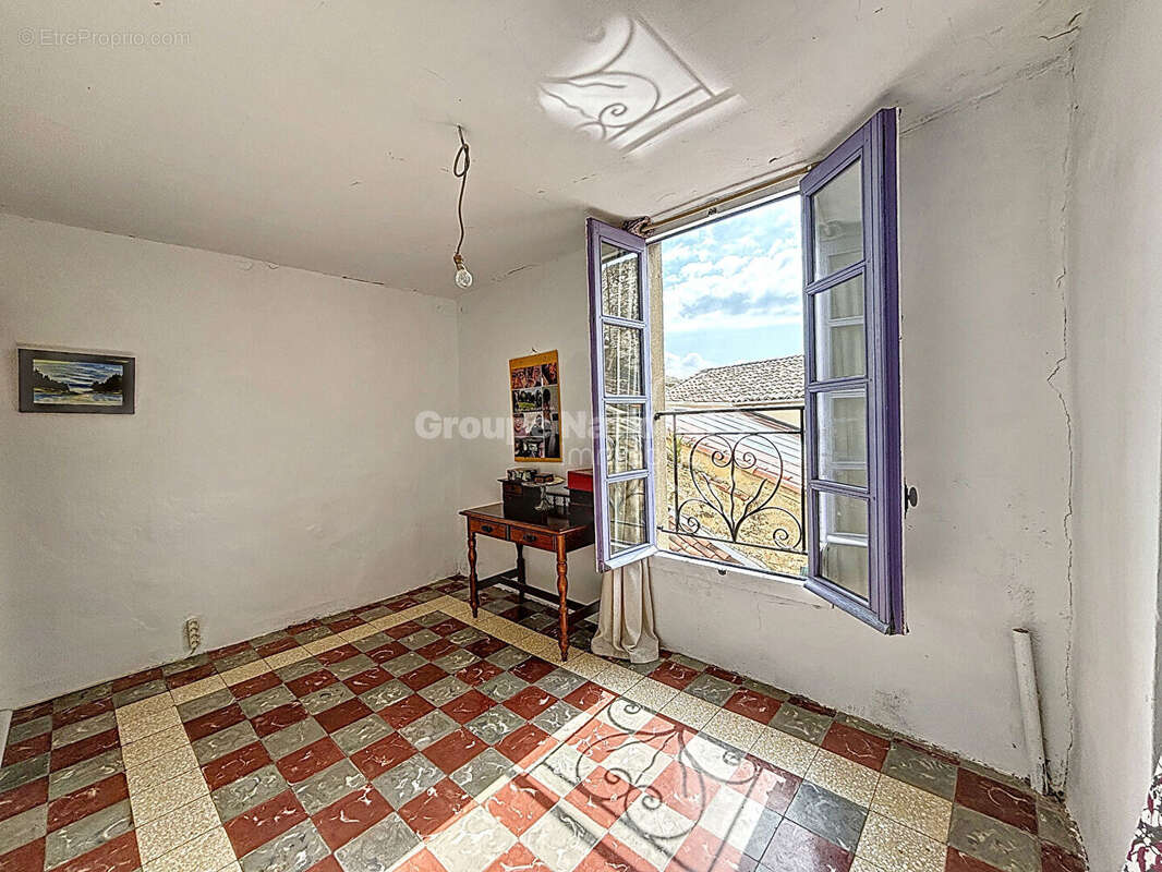 Maison à L&#039;ISLE-SUR-LA-SORGUE