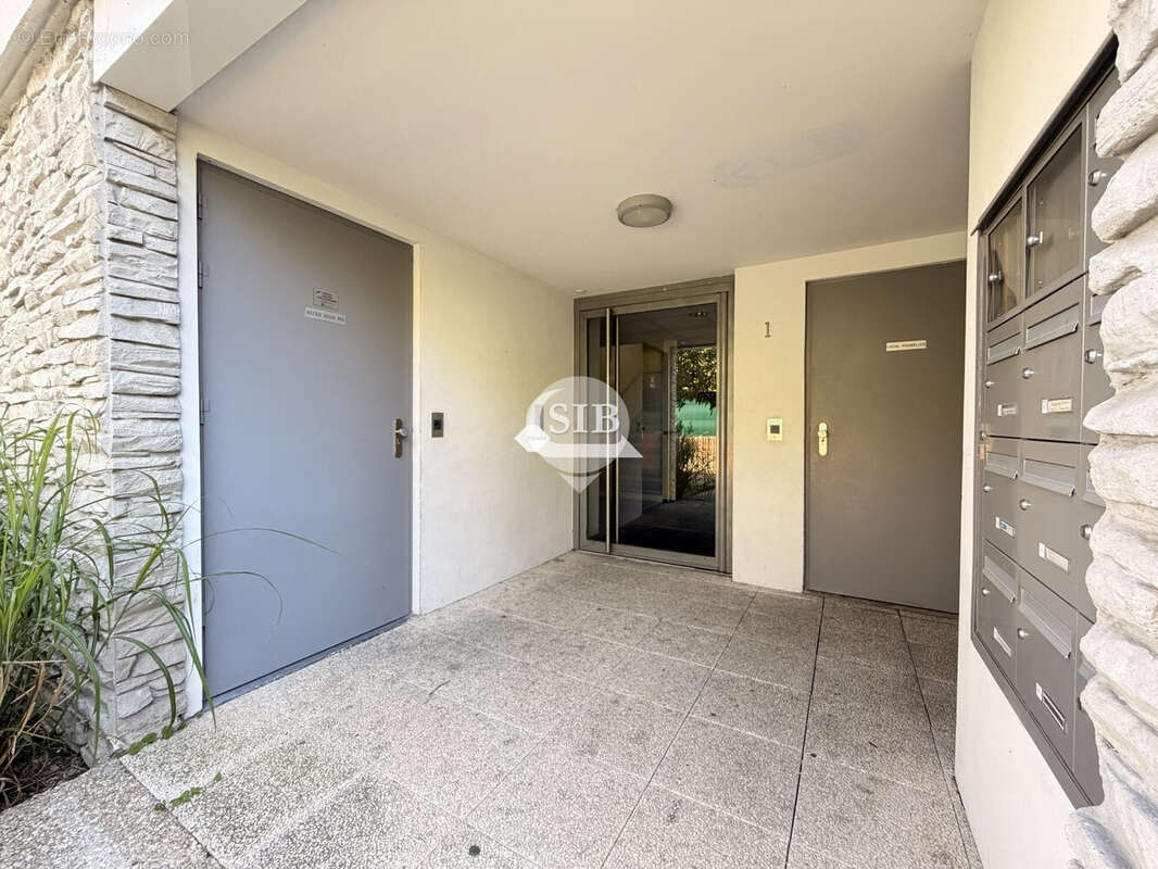 Appartement à LA VILLE-DU-BOIS