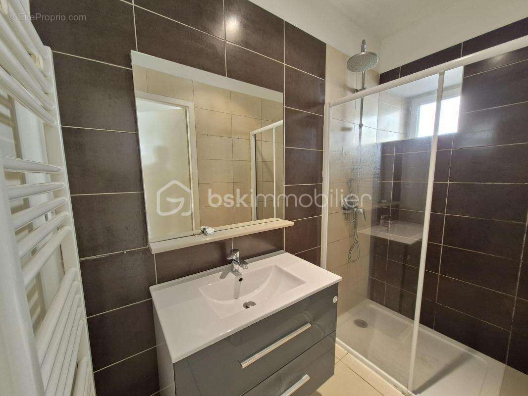 Maison à LACHAPELLE-SOUS-AUBENAS