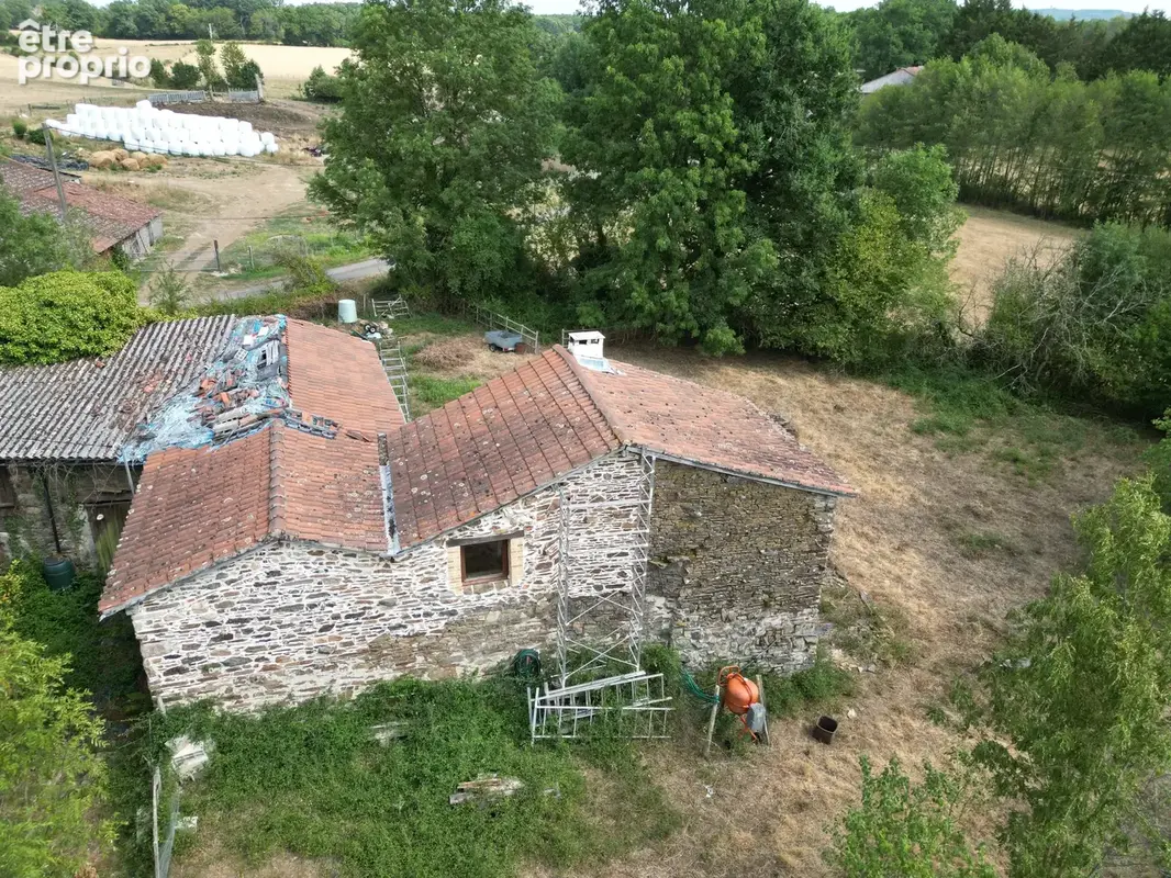 Maison à finir de rénover, située dans un cadre paisible - photo 18