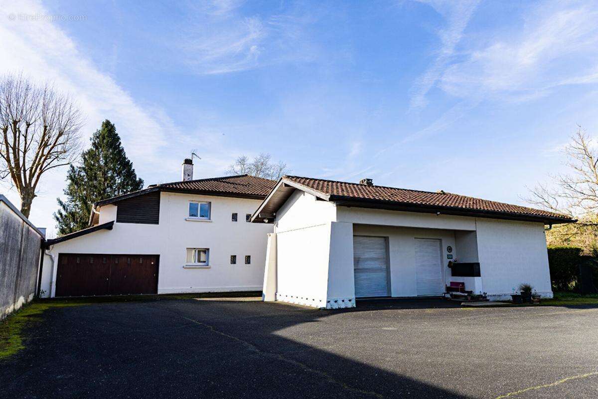 Maison d'architecte 6 chambres + appartement indépendant / Spa /Grand parc / Idéal Famille ou Investisseurs. Fort potentiel loca - photo 17
