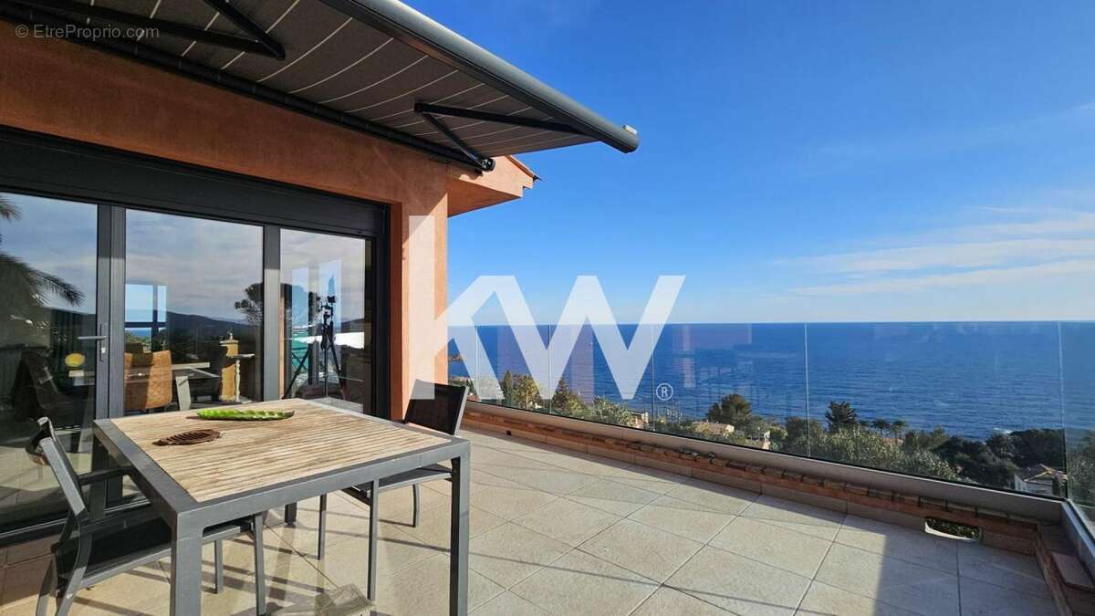 Maison à SAINT-RAPHAEL