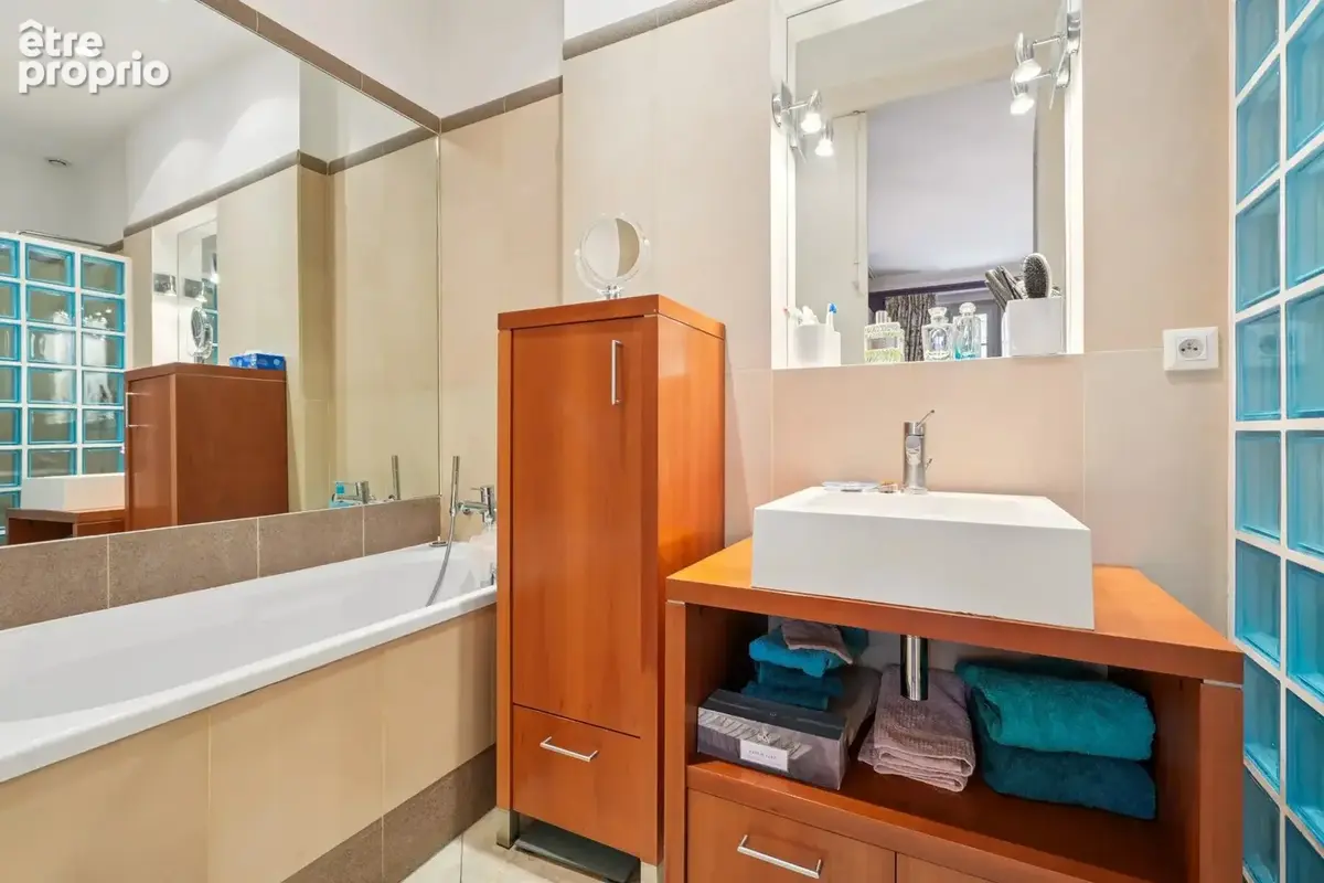 Lyon 2 – ainay – appartement 254 m² – profession libérale autorisée – 5 chambres - photo 11