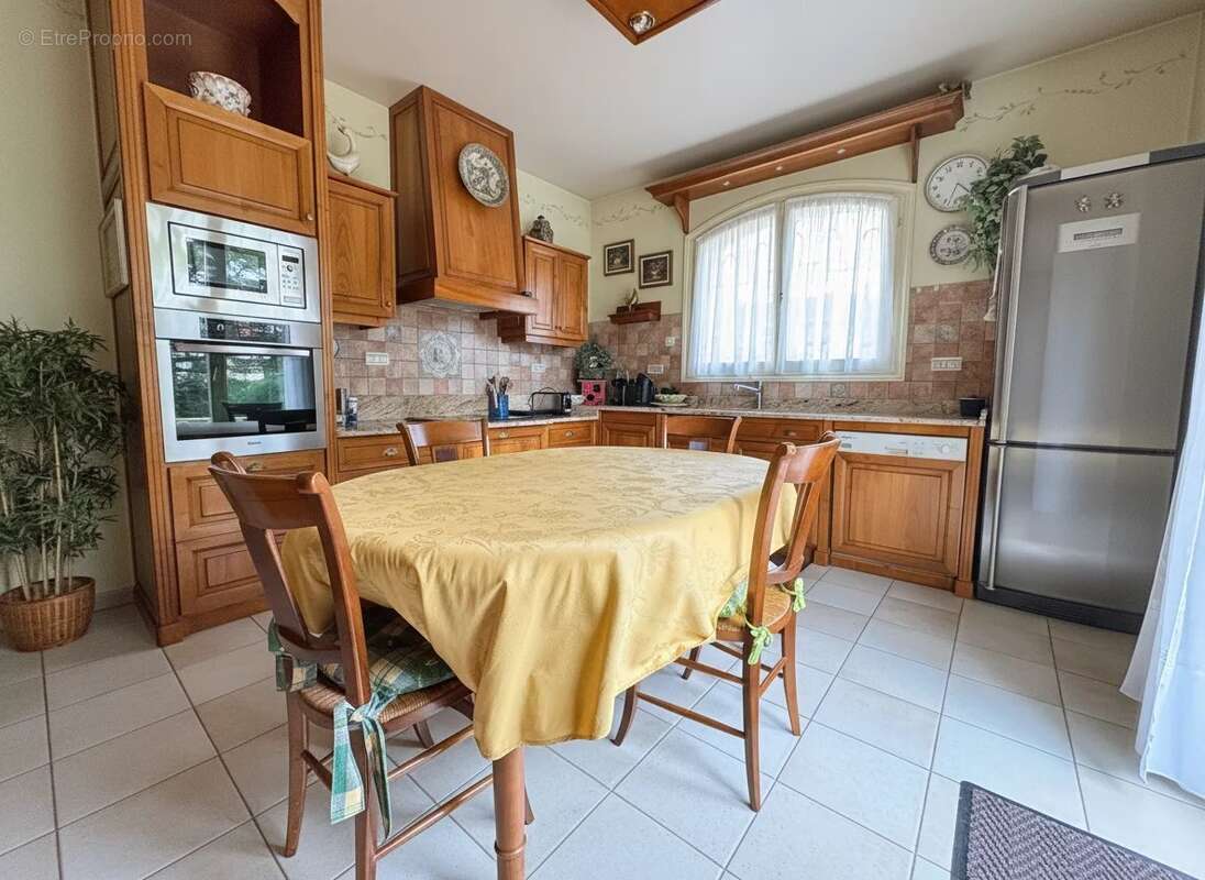 Maison à LE PLESSIS-TREVISE