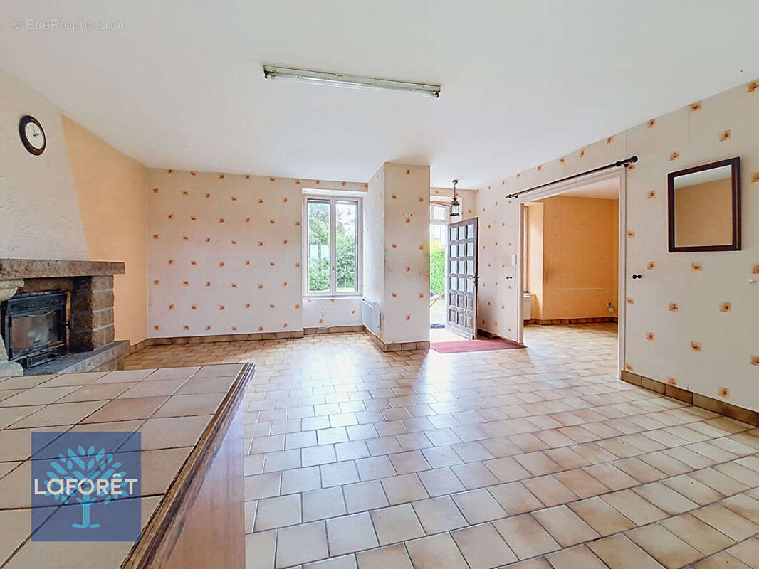 Maison Villamee 4 pièce(s) 95 m2 - photo 2