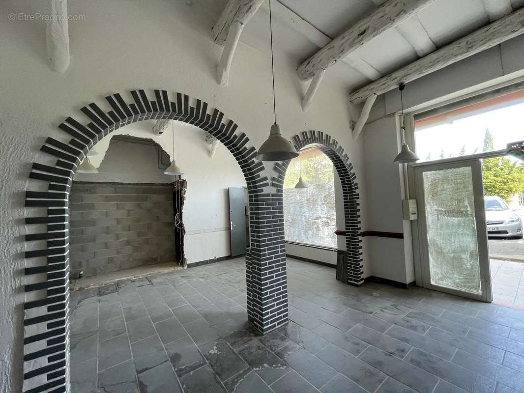 Commerce à SAINT-RAPHAEL