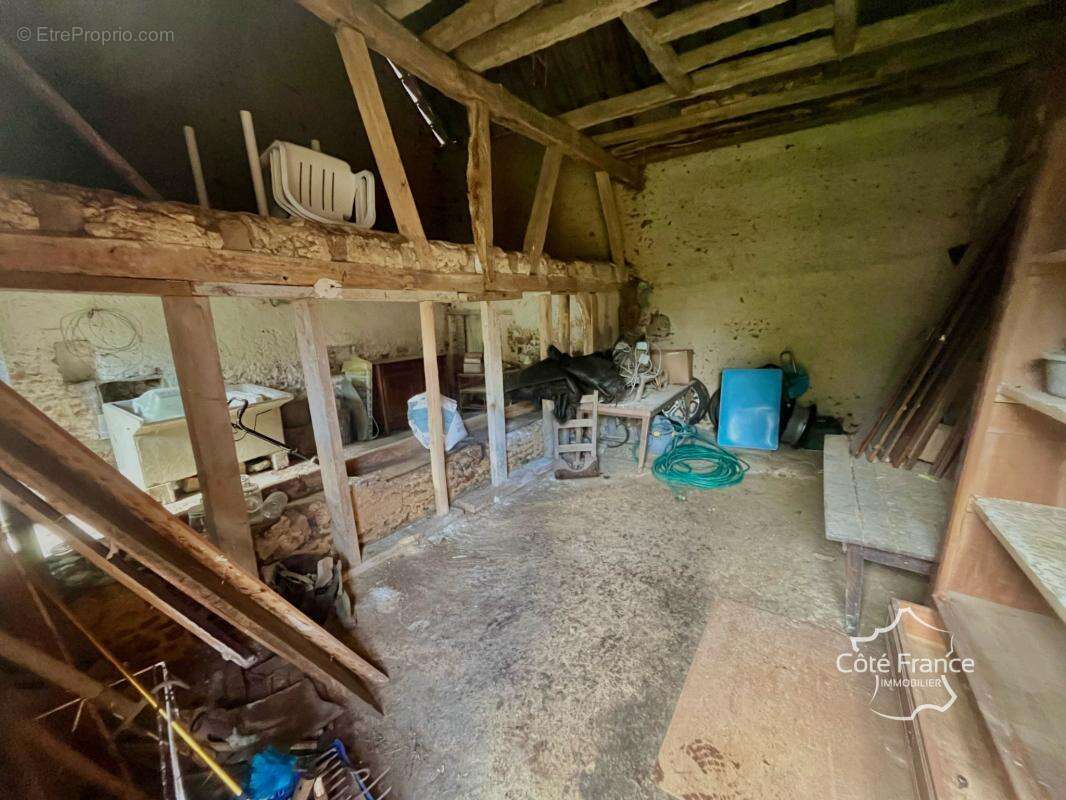 Maison à TANNERRE-EN-PUISAYE