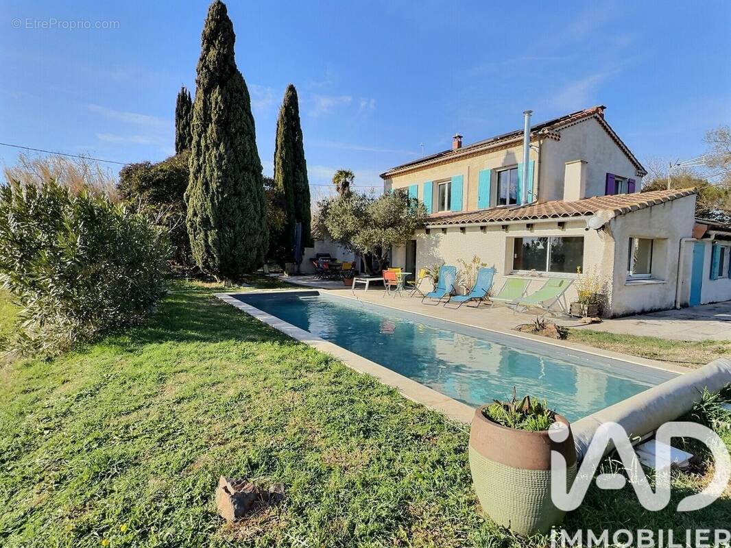 Photo 1 - Maison à ARLES