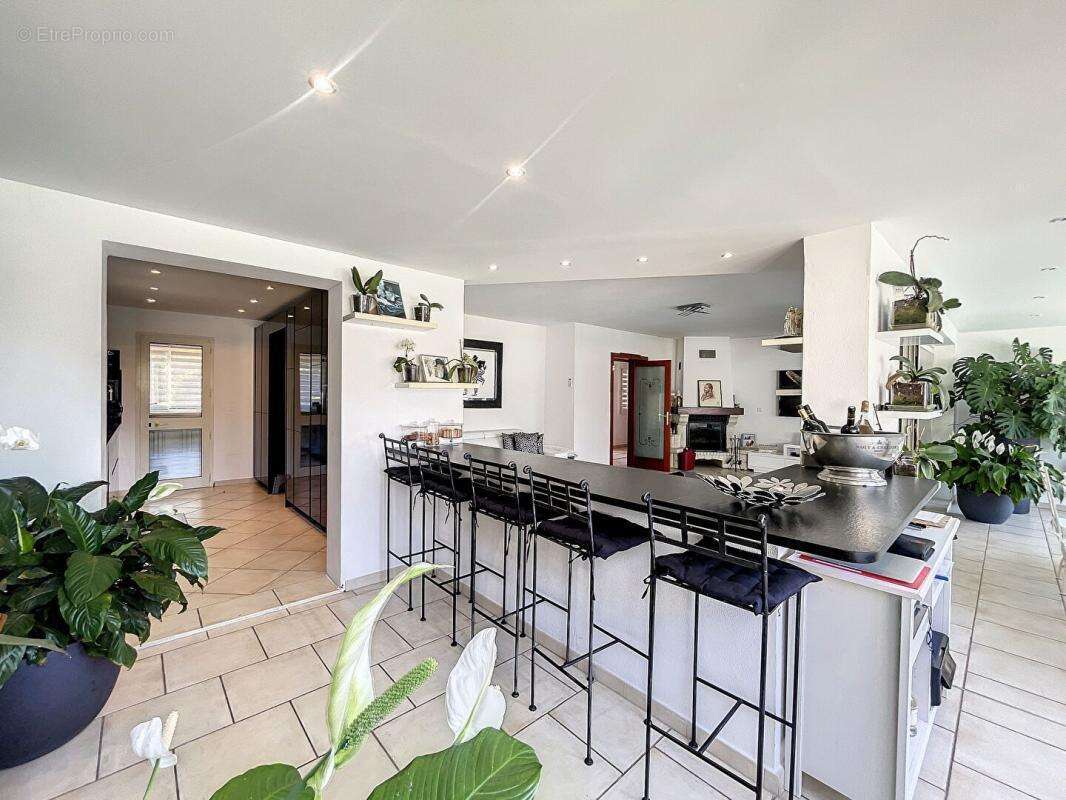 Maison à PORTO-VECCHIO