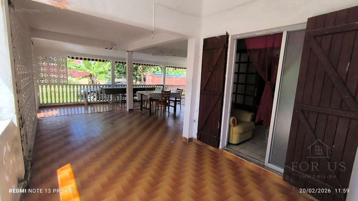 A VENDRE : maison T5 + T2 sur un terrain de 2000 m² - photo 10