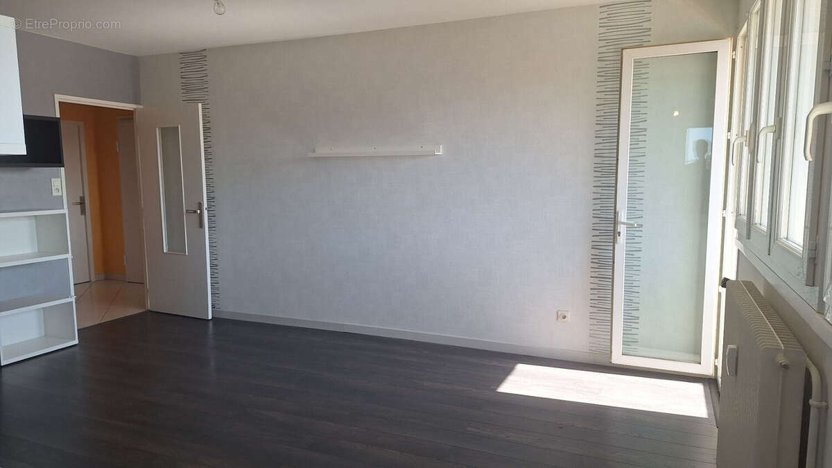 Appartement Cournon D Auvergne 4 pièce(s) 89.63 m2 - photo 3