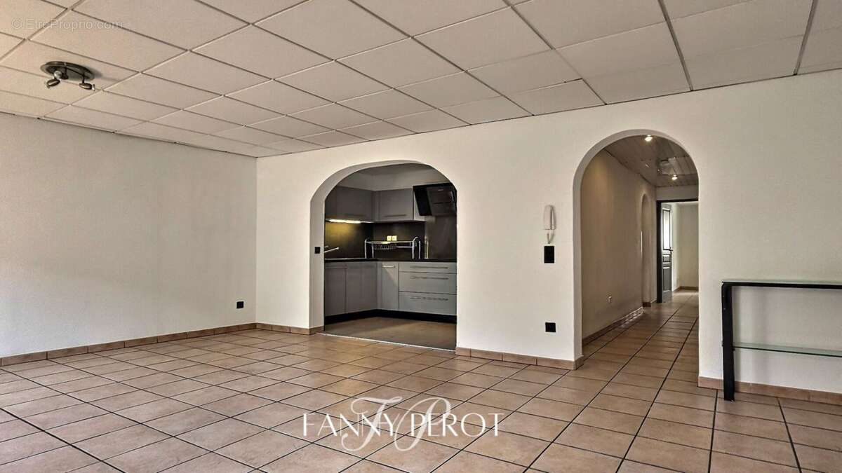 Appartement à SAINT-CYPRIEN