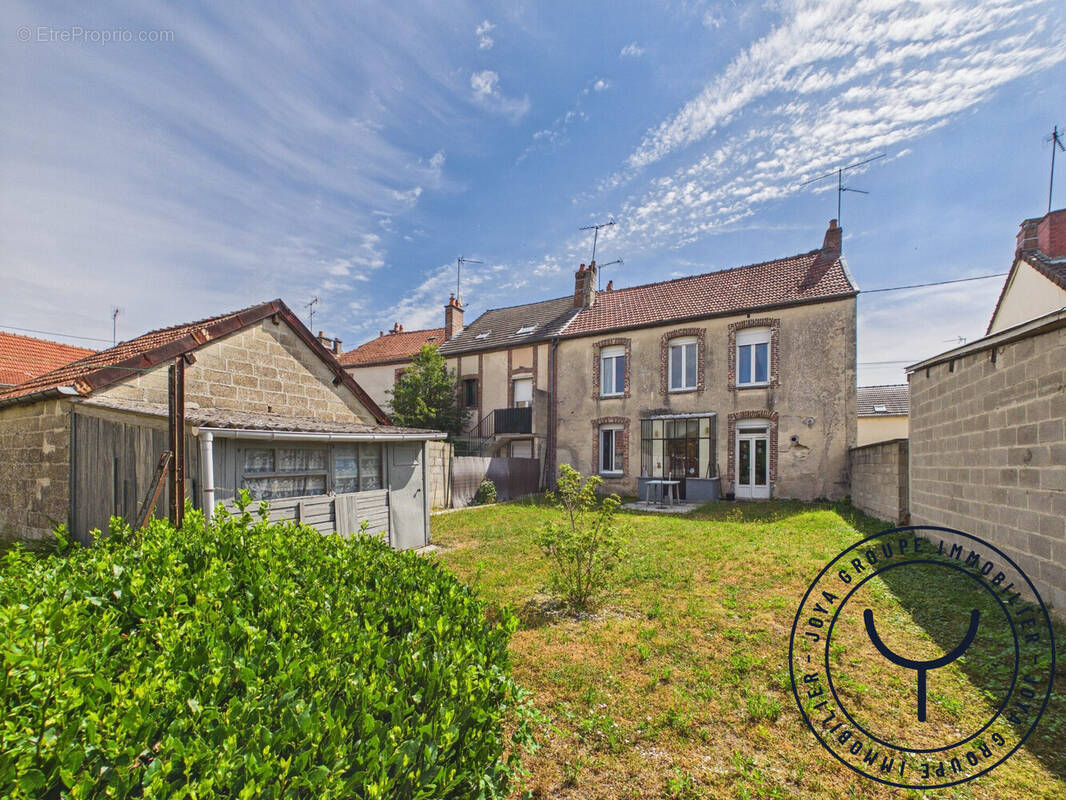 Maison à ROMILLY-SUR-SEINE