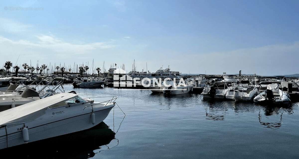 Appartement à LE LAVANDOU