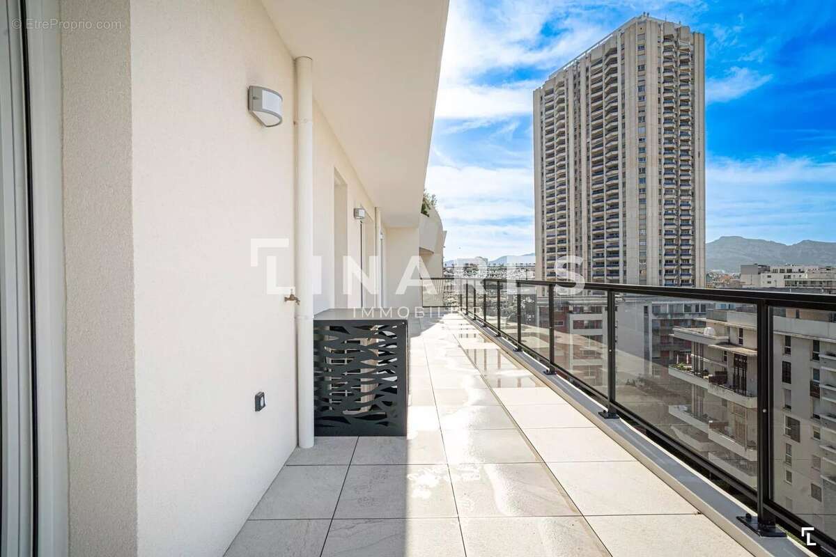 Appartement à MARSEILLE-8E