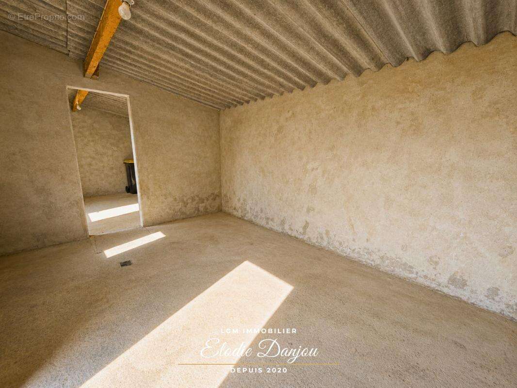 Maison de caractère entièrement rénovée – Vie de plain-pied – 2 chambres – Terrain clos – Proche Morée et Châteaudun - photo 15