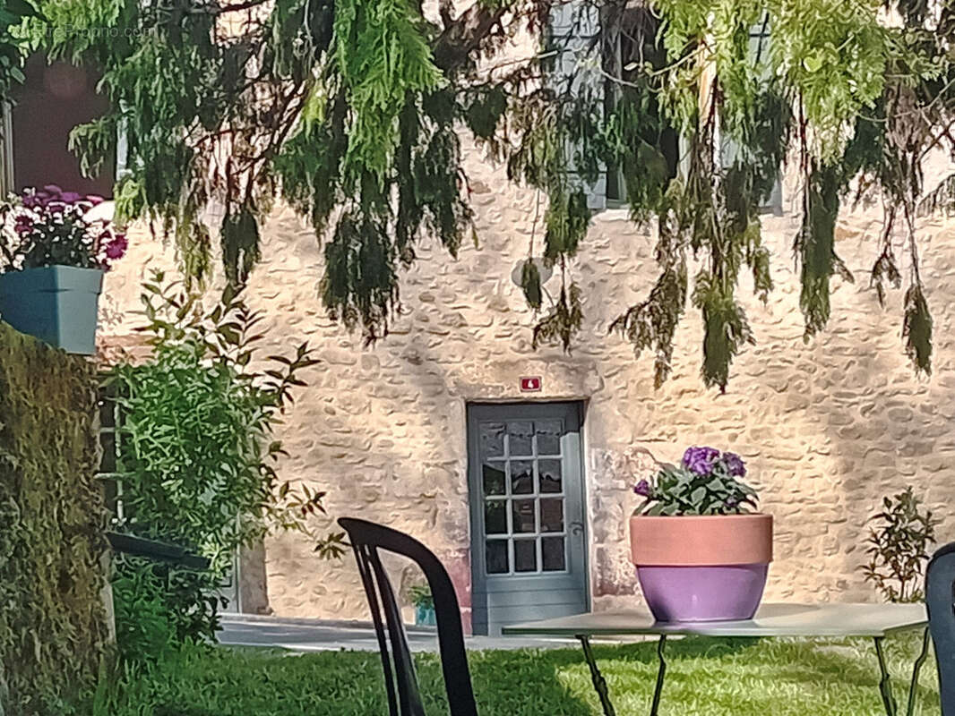 Maison à DOISSAT