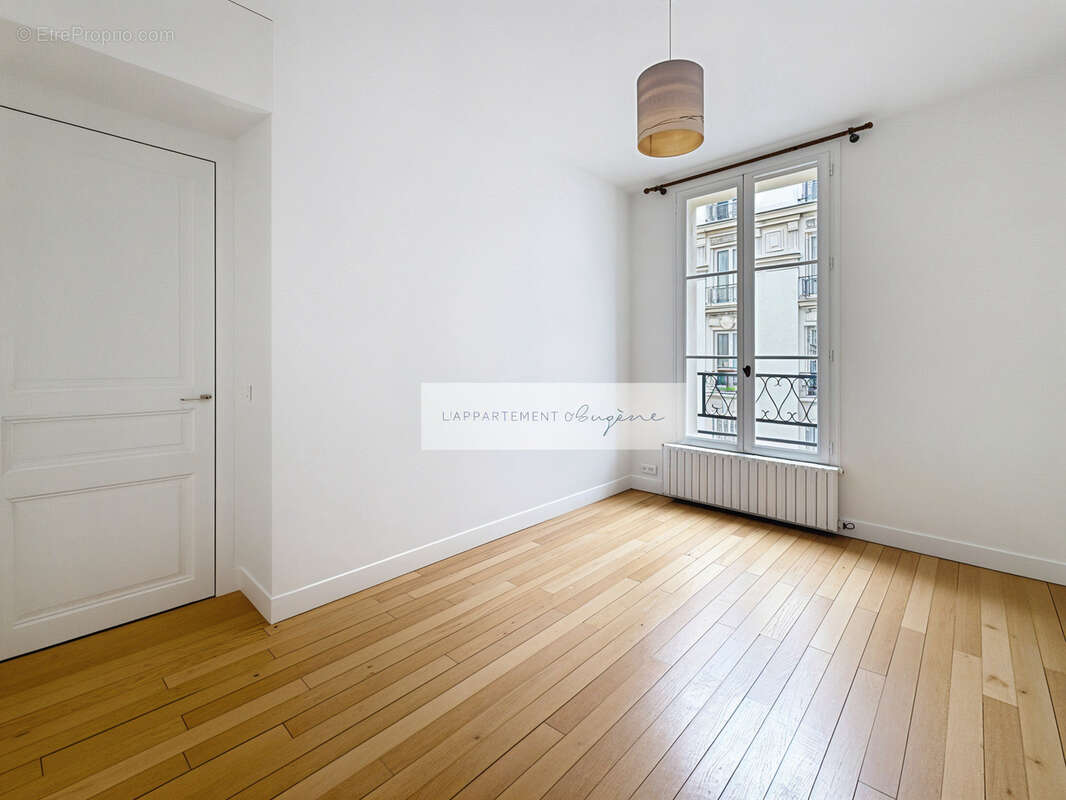 Appartement à PARIS-11E