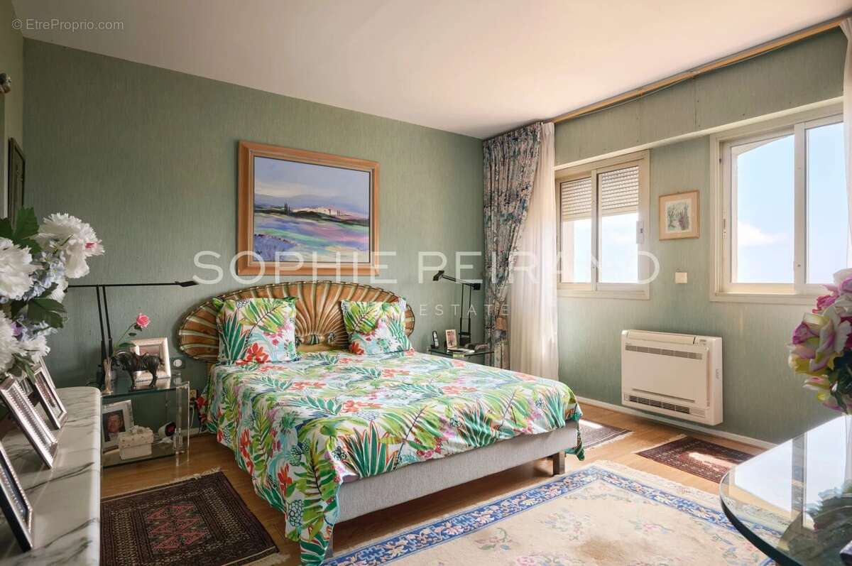 Super cannes - villa fort potentiel avec vue mer - photo 6