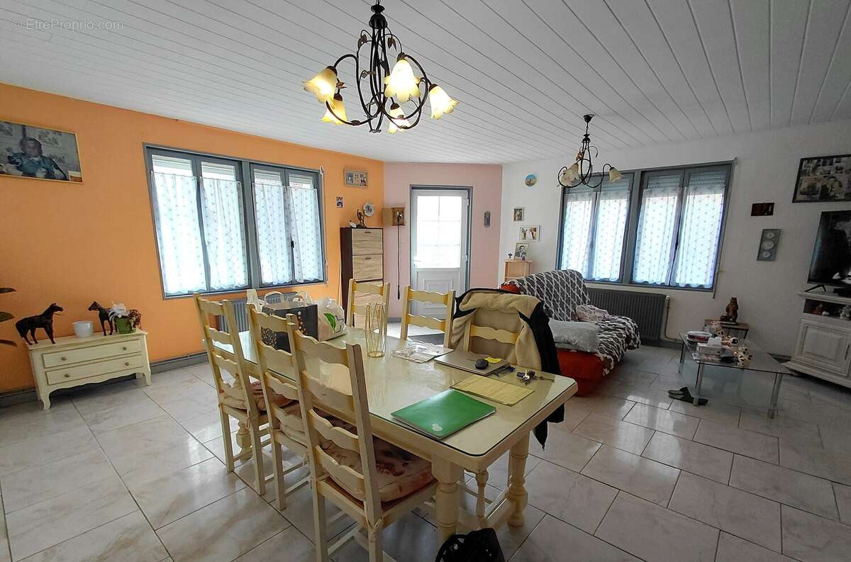 dela1 - Maison à CAYEUX-SUR-MER