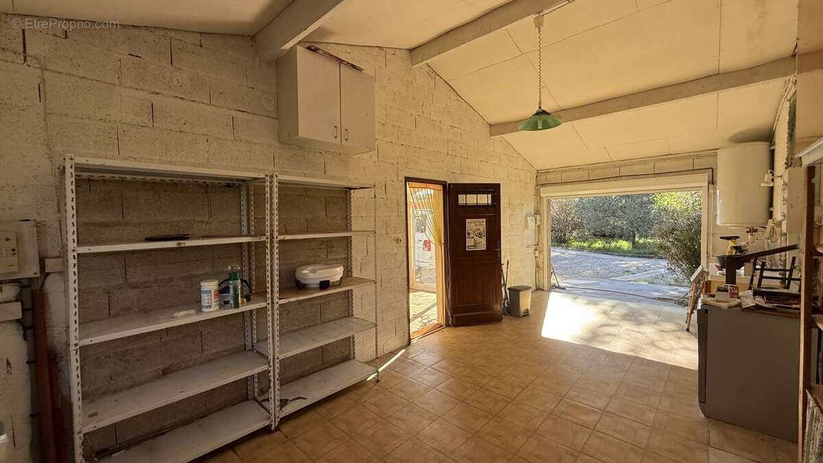 Maison à FIGANIERES