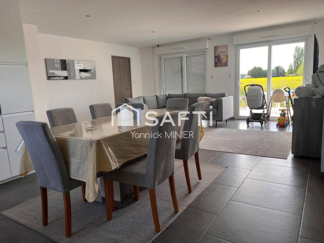 Photo 1 - Maison à LA CHAPELLE-SUR-LOIRE