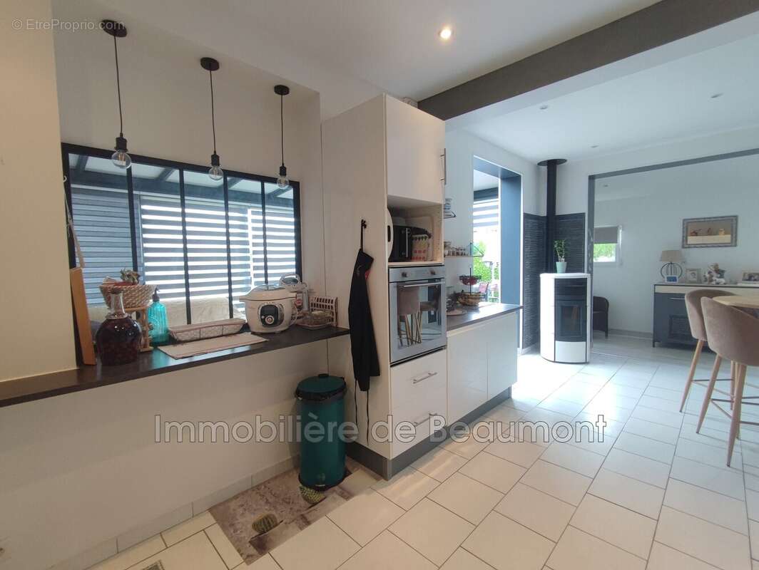 Maison à BEAUMONT-LE-ROGER