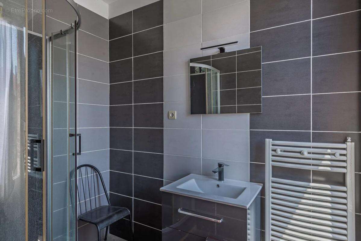 Maison de 7 pièces de 185 m² à Montmirail - photo 12