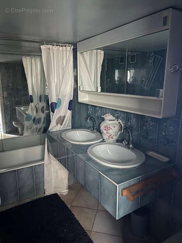 A VENDRE Maison de village sur 4 niveaux - photo 13