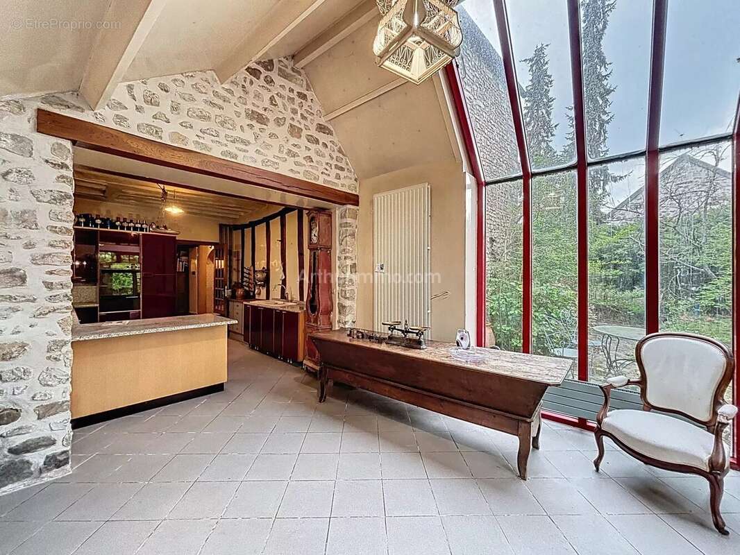 Maison à MONDEVILLE