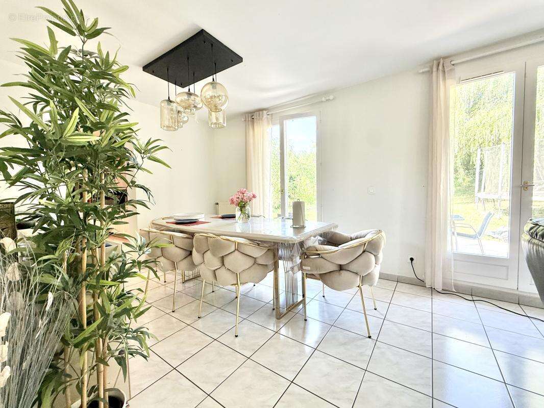 Maison 150 m² à Courdimanche  - photo 5