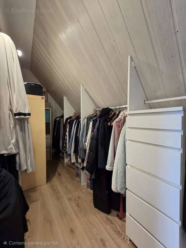 Maison à MIRIBEL-LANCHATRE