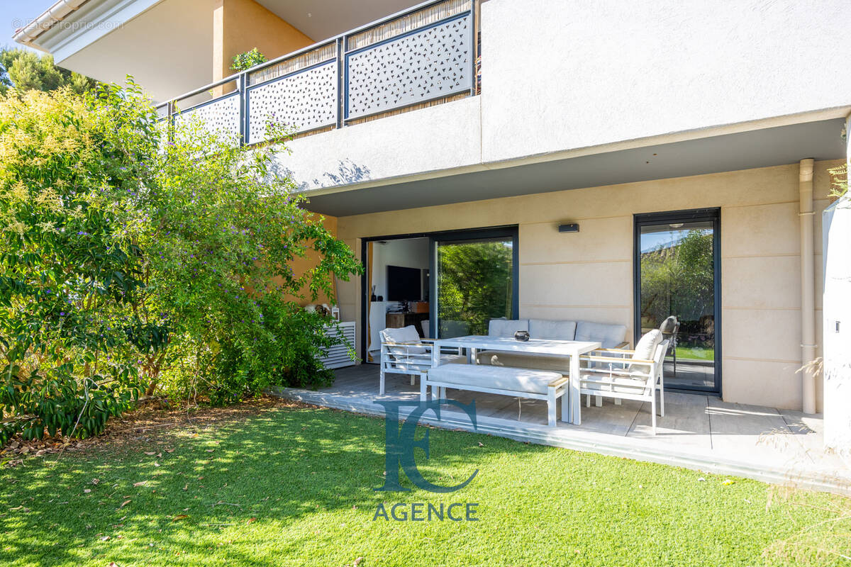 Appartement à SANARY-SUR-MER
