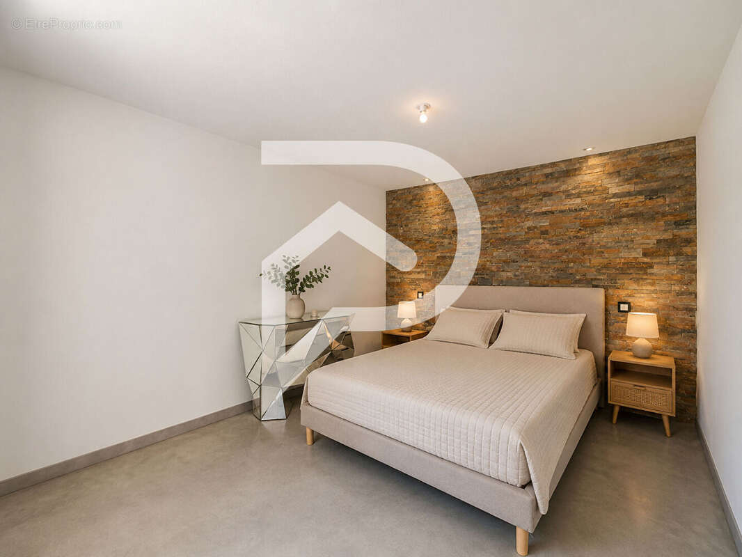 Maison à vendre Uchaux 7 pièce(s) 240 m2 - photo 14