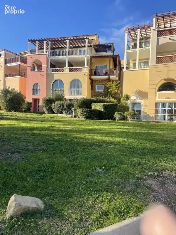 83700 saint raphael appartement t1/2 vue mer rdc piscines - photo 9