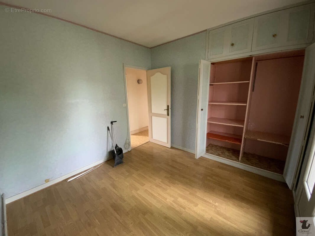 Bergerac Rive gauche - Maison à rafraîchir 94 m2 - Jardin et garage - photo 5