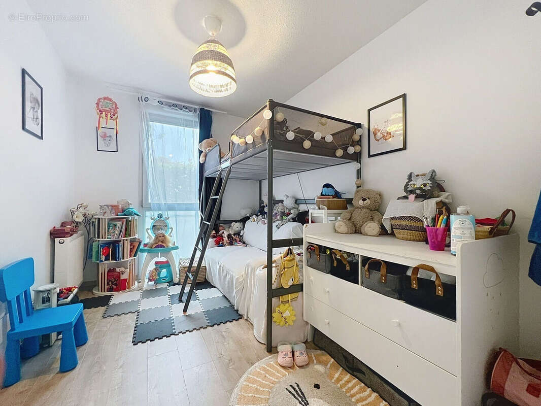 Appartement à SAINT-ORENS-DE-GAMEVILLE